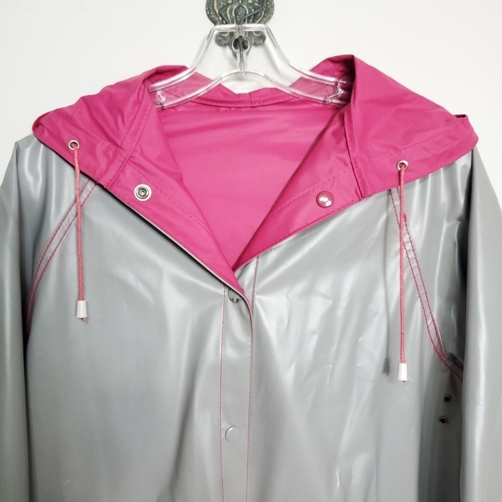 Harbor Tack reversible rain coat - Picture 10 of 13